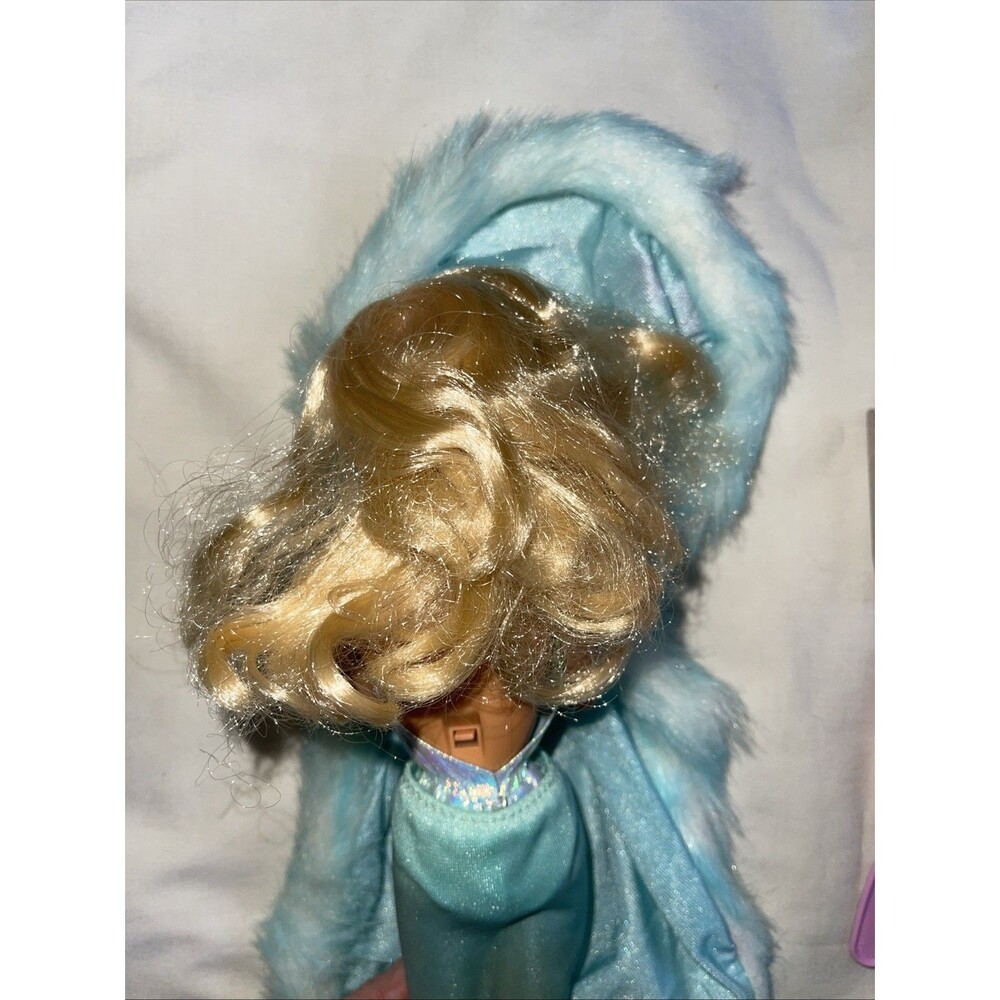 VTG 1985 Magic Moves Barbie Works! Philippines Many Accessories Shoes Etc - Picture 3 of 12